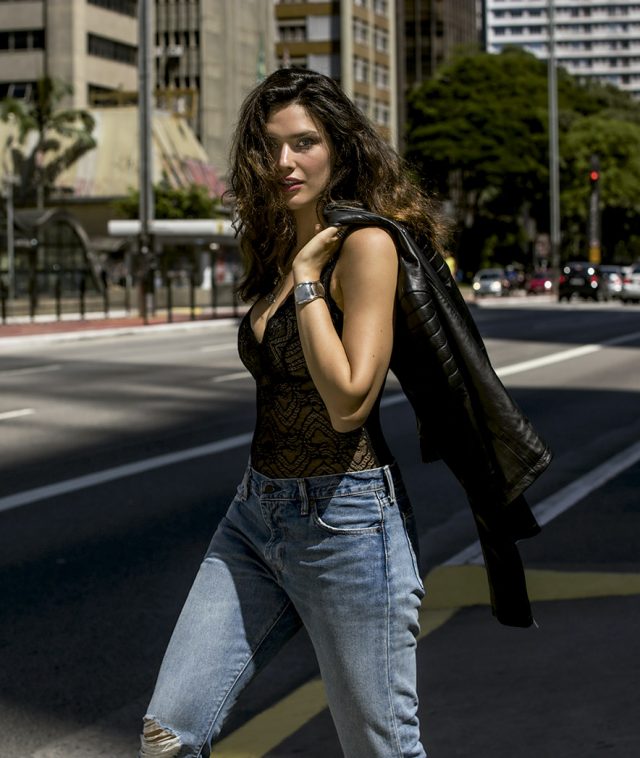 Calça jeans: os modelos que todas vão querer usar nesta temporada