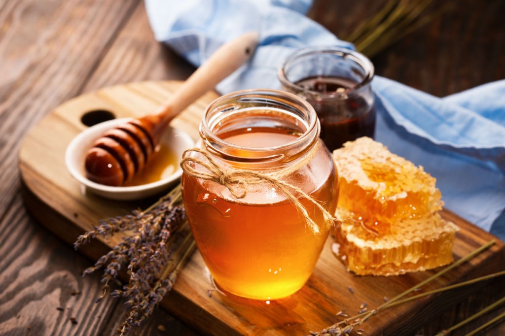 mel Tristeza fora de hora? Confira os alimentos que ajudam a mudar seu humor