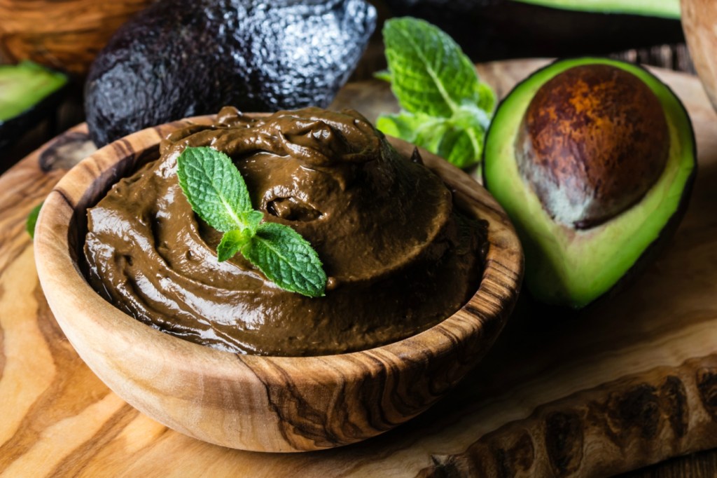 Creme de abacate com cacau 6 receitas cremosas com abacate para incrementar seus lanchinhos