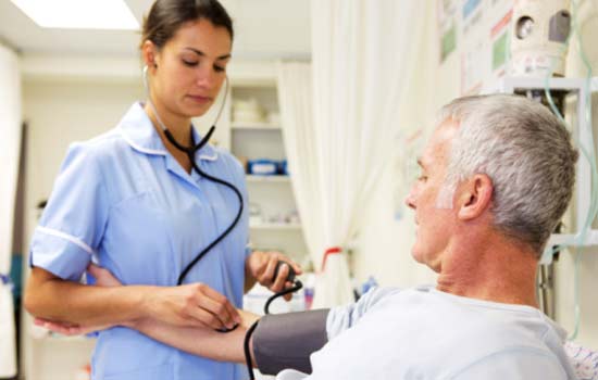 Tenho medo de não ter habilidade suficiente para cursar Enfermagem. O que devo fazer?