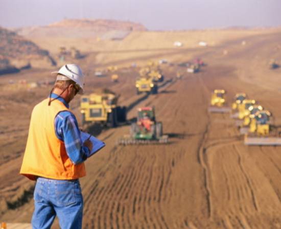 Engenharia Ambiental - É a engenharia voltada para o desenvolvimento econômico sustentável, ou seja, que respeite os limites dos recursos naturais. Ciências Biológicas ou Engenharia Ambiental?