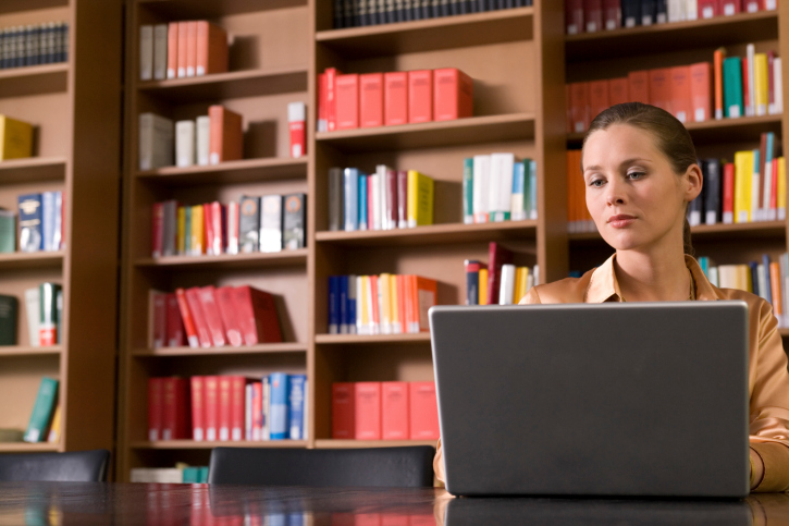 Curso de Biblioteconomia da UnB destaca uso da tecnologia para organizar informações