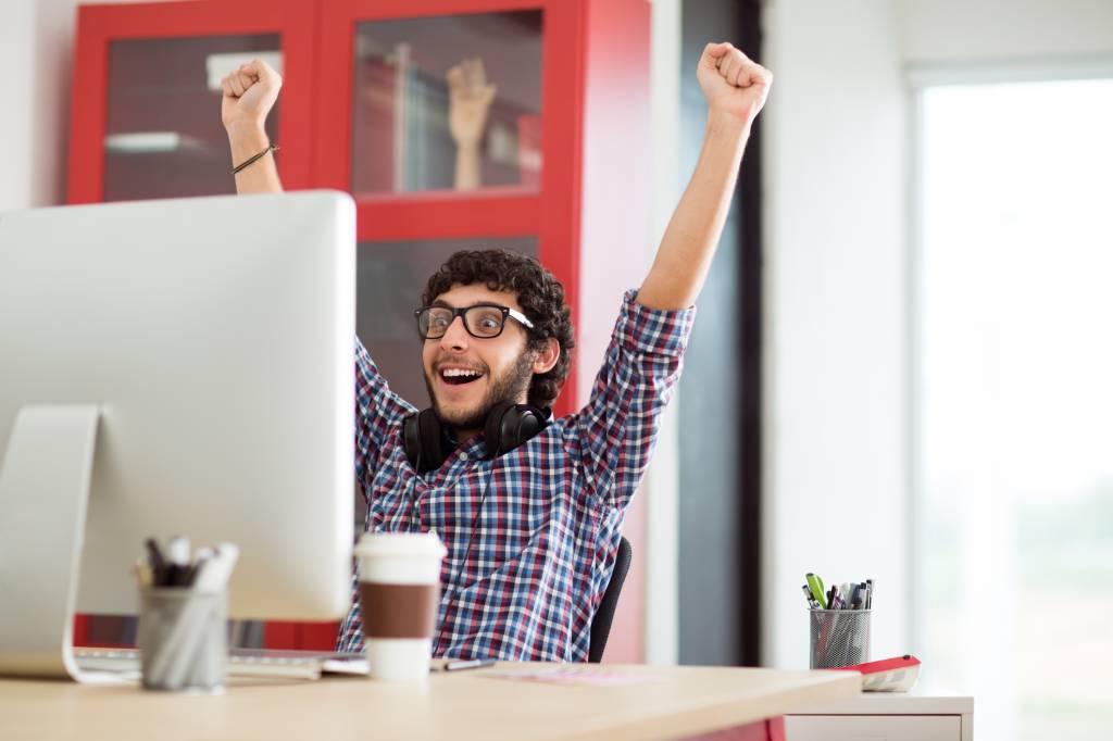 Fazer curso EAD permite crescimento na carreira