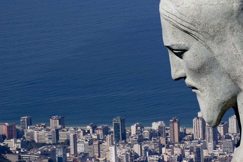 Braços abertos sobre a Guanabara: a história do Cristo Redentor