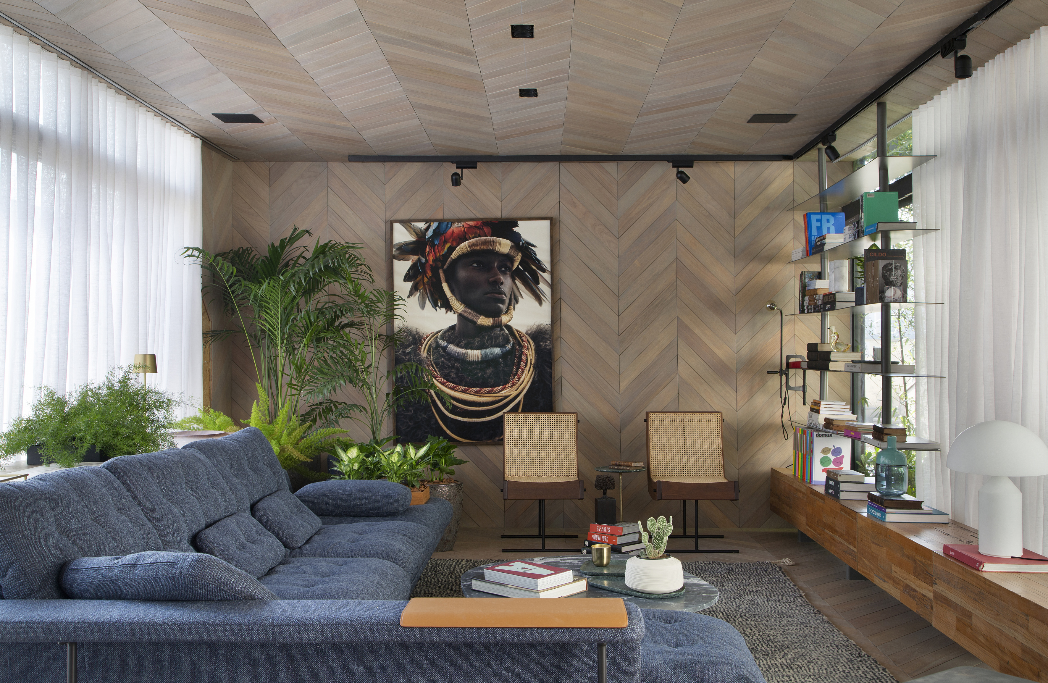 Espa&ccedil;os fluem no Loft Mobile da CASACOR SP e mostram arquitetura inovadora