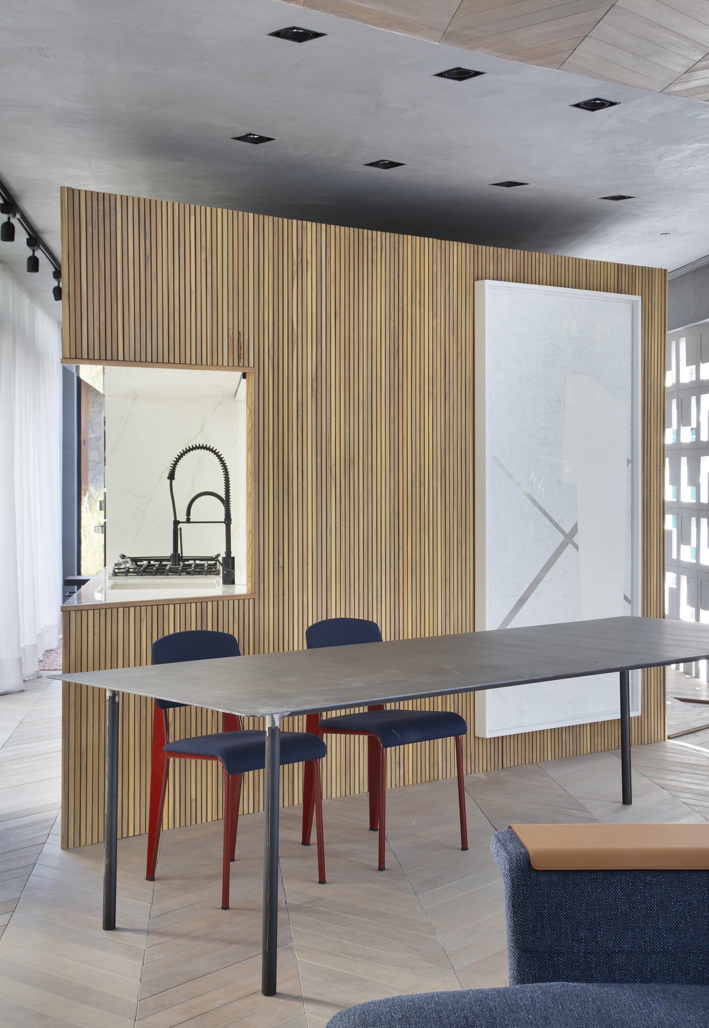 Espa&ccedil;os fluem no Loft Mobile da CASACOR SP e mostram arquitetura inovadora